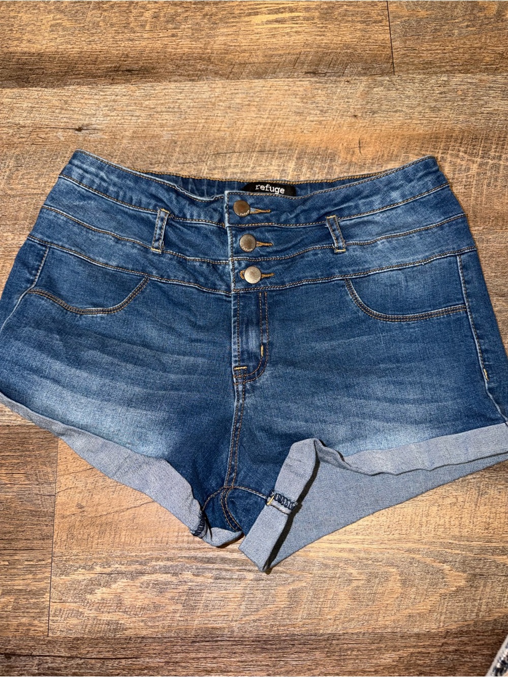 refuge Blue Triple-Button Mid-Rise Denim Shorts